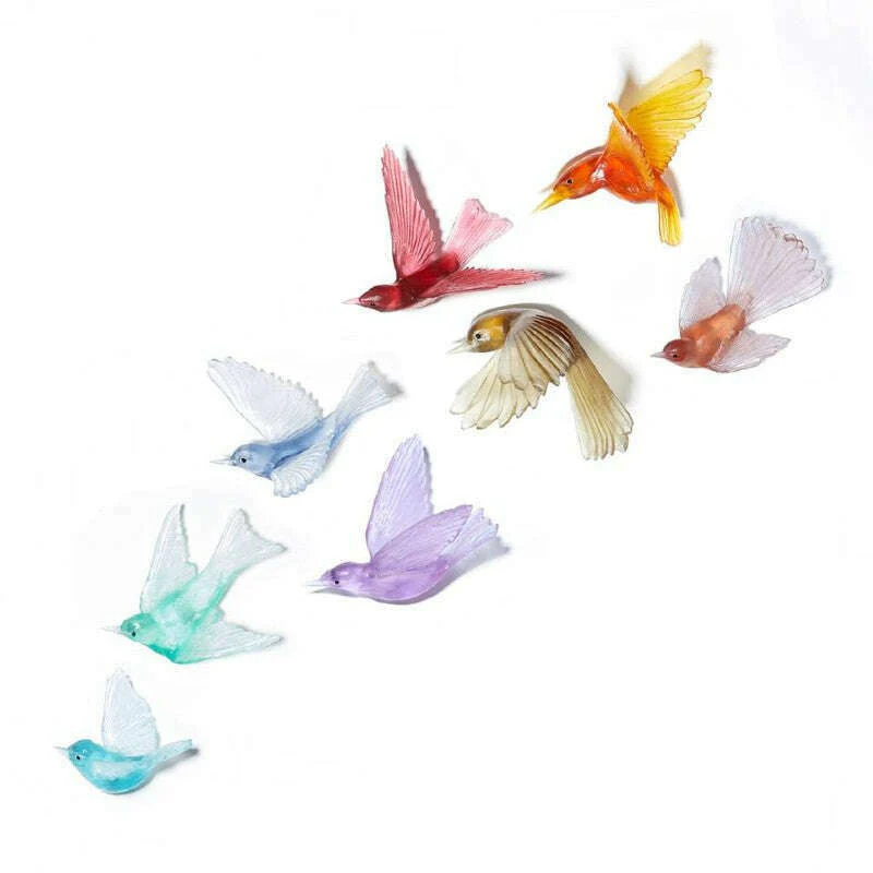 Cast Glass Bird Warou/Swallow - Image 3