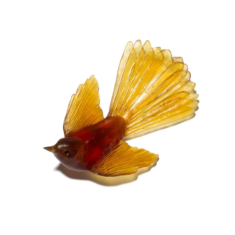 Cast Glass Bird Pīwakawaka/Fantail - Image 10